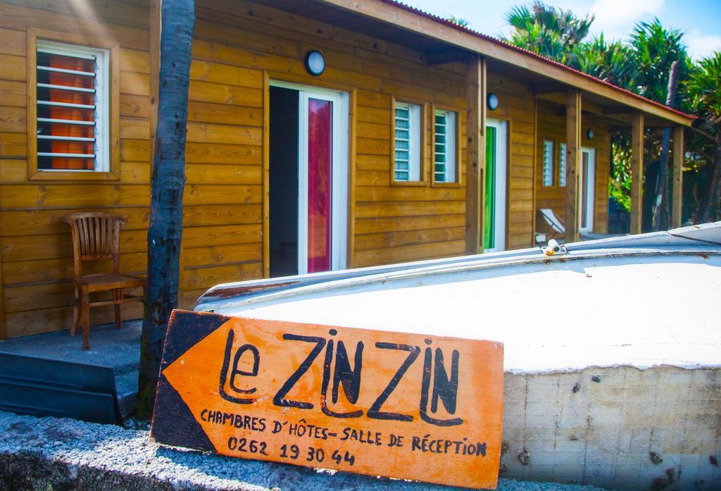 Le Zinzin Hotel Saint Pierre Exterior foto